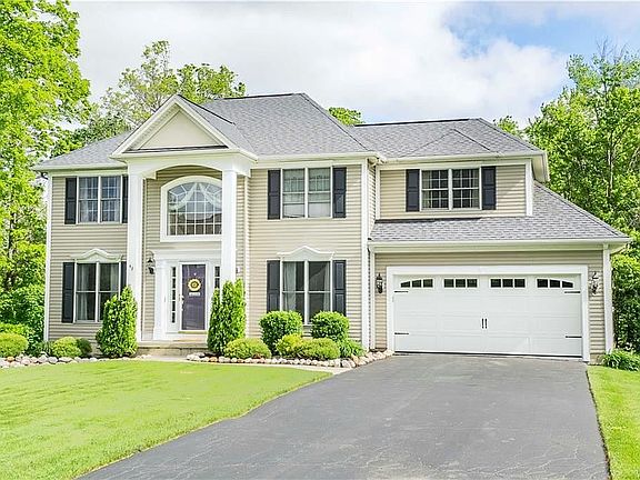 2nd image of 48 Breezewood Dr