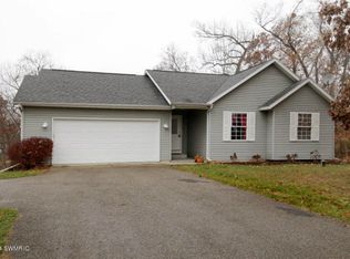 58568 46th St, Lawrence, MI 49064