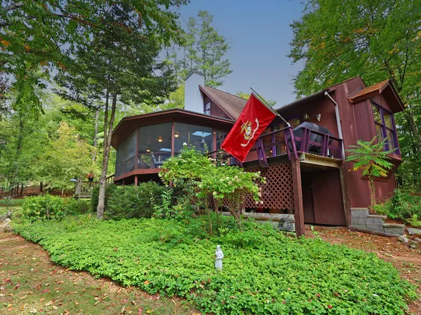 44 Brant Lake Estates Rd, Brant Lake, NY 12815