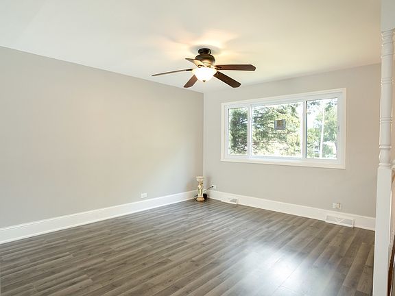3rd image of 539 Winthrop Ave