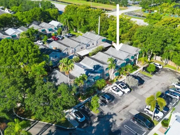 12384 SW 52nd Ct, Cooper City, FL 33330