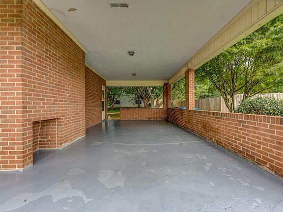 4th image of 3221 Troy Ave NW