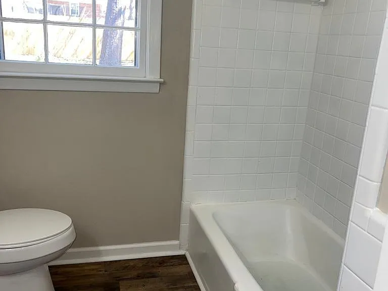 288 Lemont Dr — Photo 12