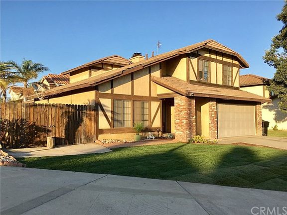3rd image of 17244 Los Cedros Ave