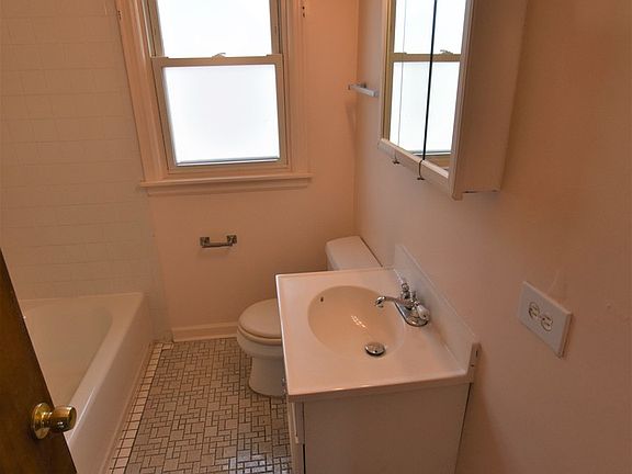 3rd image of 6525 S Mozart St #2