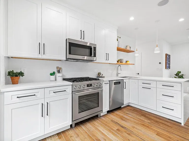 7 Springfield St #1 — Photo 8