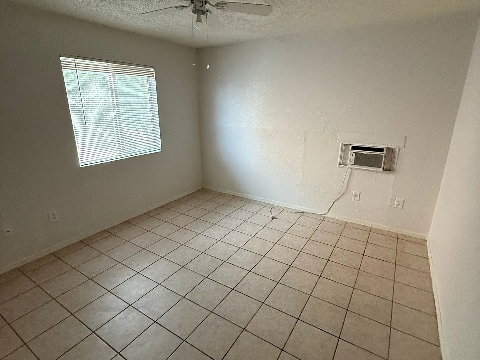 151 N Palo Verde Dr* - 7 — Photo 4