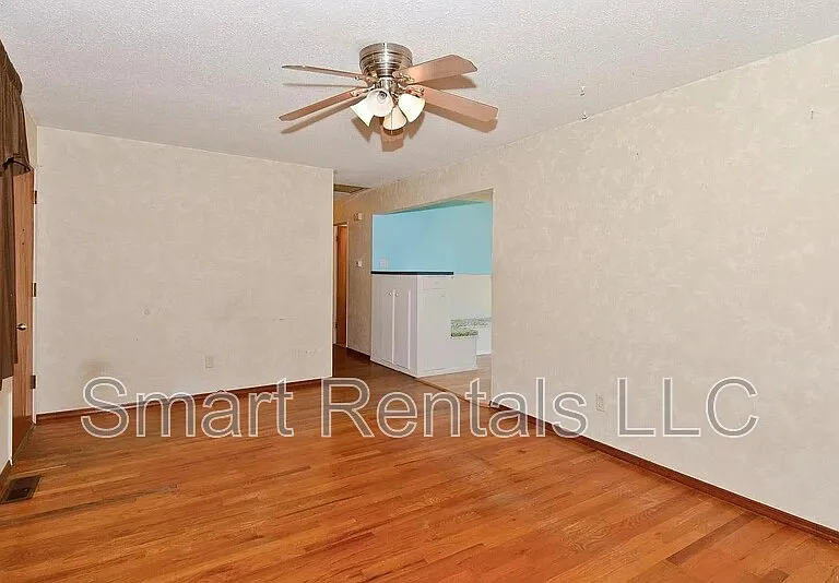 980 Manresa Ln — Photo 28