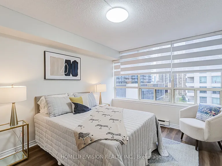 30 Greenfield Ave #903 — Photo 37