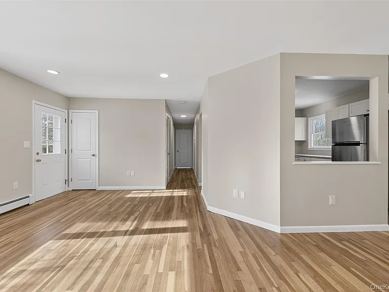 676-678 Oak Summit Rd — Photo 11