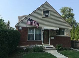 3810 Lee St, Skokie, IL 60076