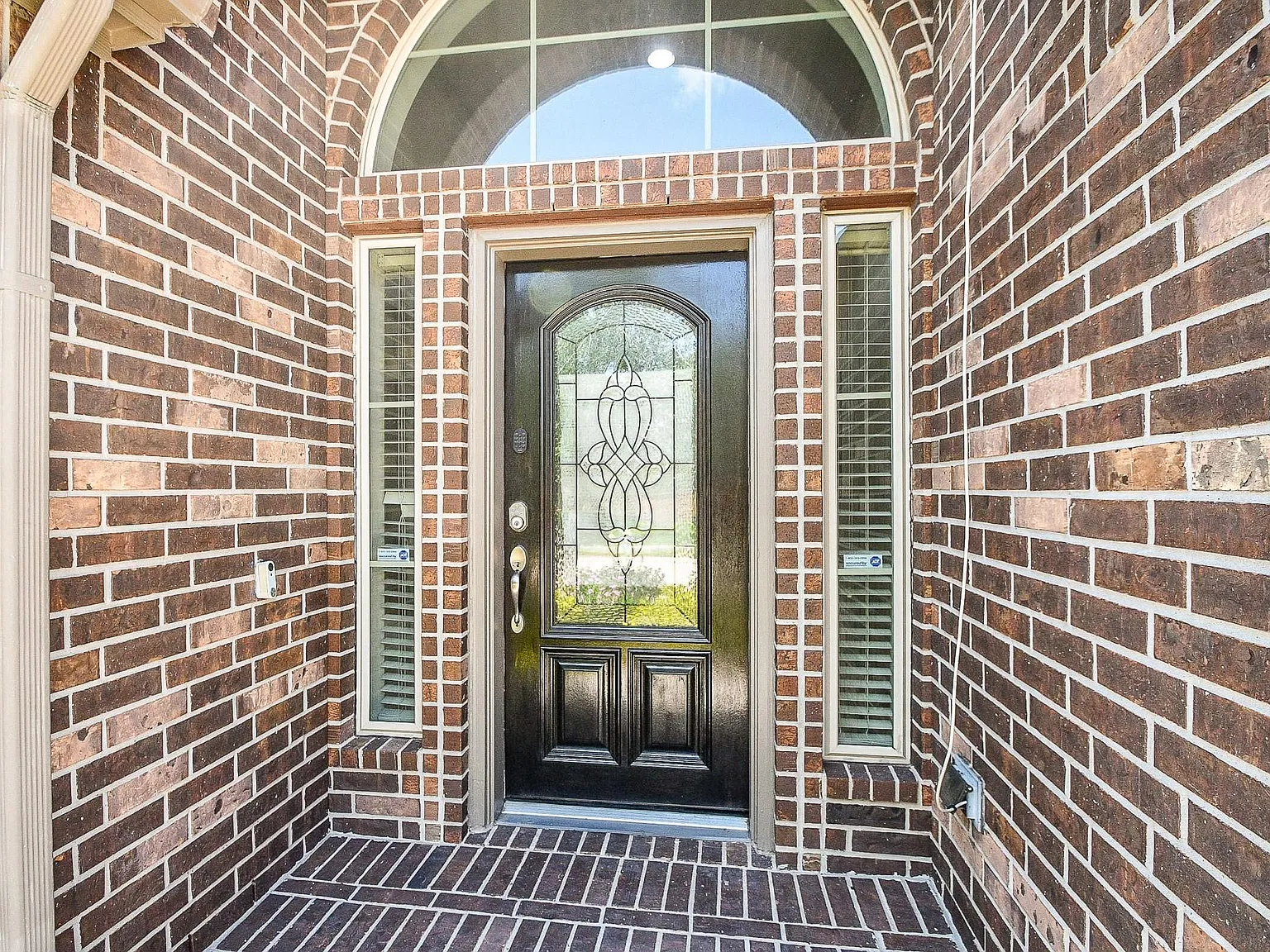 4 bed, 3.0 bath, 2596 sqft, $2,900 — Photo 4