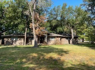 9402 Crispin Ln, Houston, TX 77080