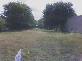 1405 N Austin St, Seguin, TX 78155