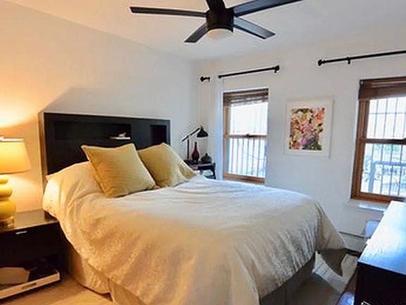 4th image of 635 Warren St #1