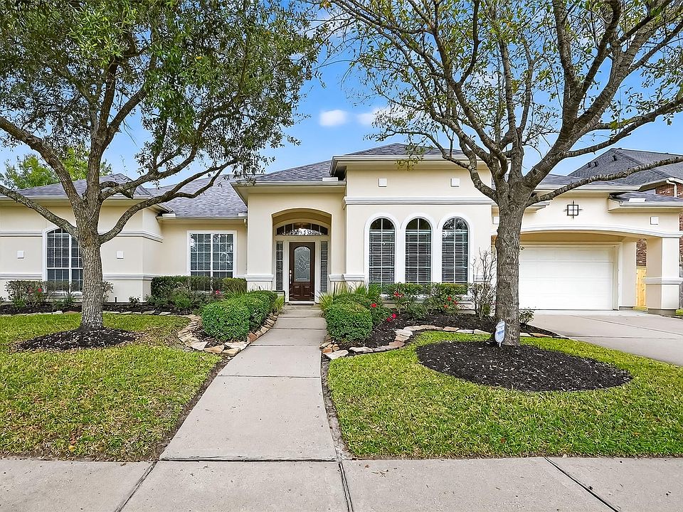 1st image of 18622 Yorkshire Manor Ct