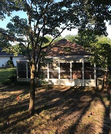 3rd image of 1669 Mount Everest Ln