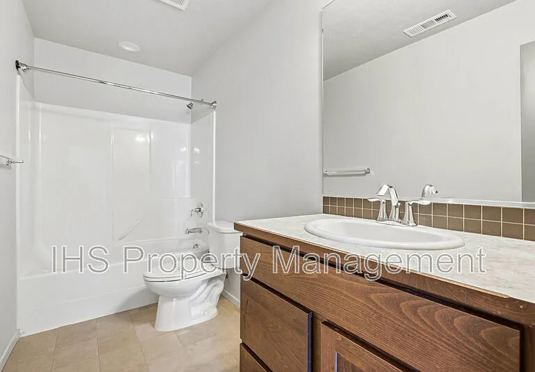5814 Sidon Ln — Photo 19