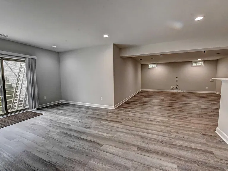 42055 Darlene Pl — Photo 63