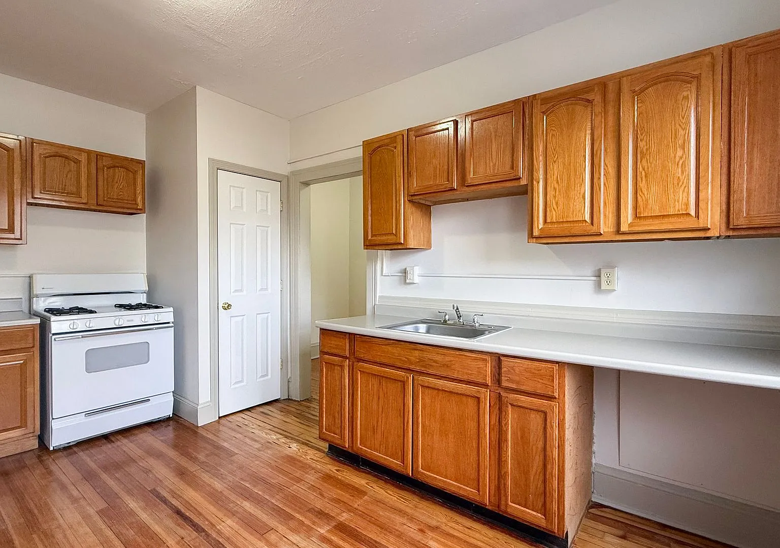 46 Grace St / Dorothy Apartments, LLC — Photo 1