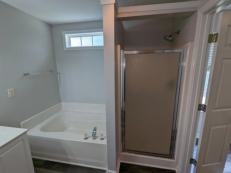 12 Valley Glen Ct — Photo 6