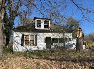 1030 N Izard St, Forrest City, AR 72335