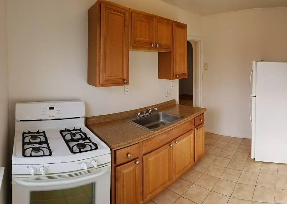 1st image of 7334 255th St #3A