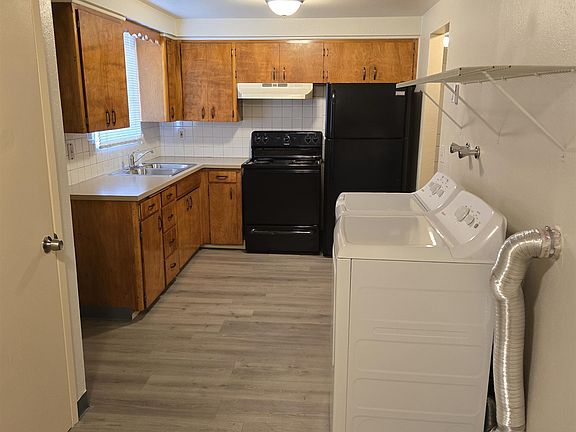 4th image of 2111 E Columbia Ave #2115