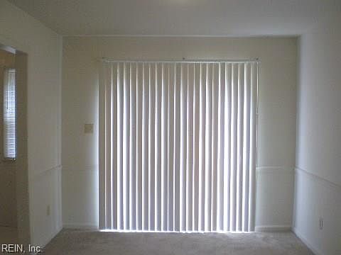3rd image of 408 Hustings Ln Unit F