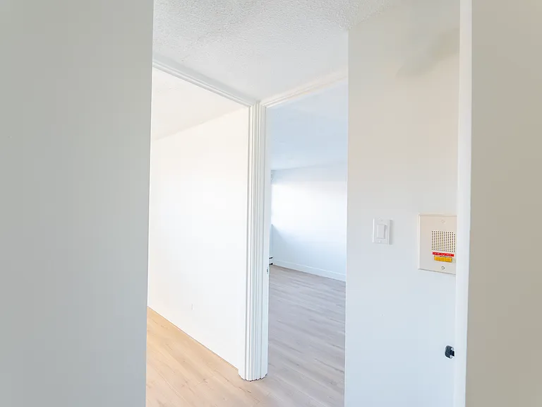 815 50th Ave SW — Photo 10