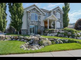 1043 E Eaglewood Dr, North salt lake, UT 84054