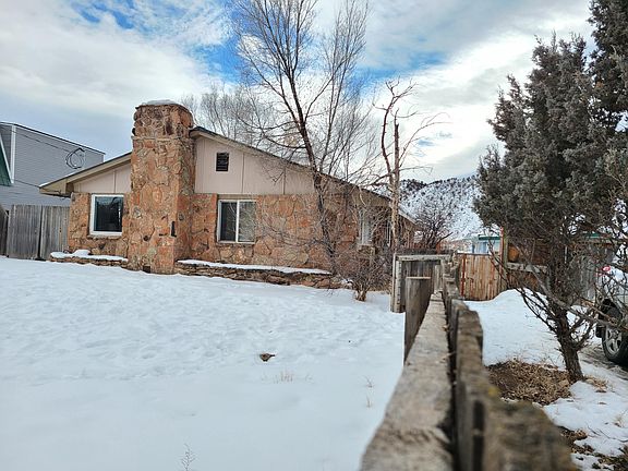 4th image of 616 Castle Dr