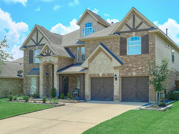 3rd image of 25207 Pineglen Terrace Dr