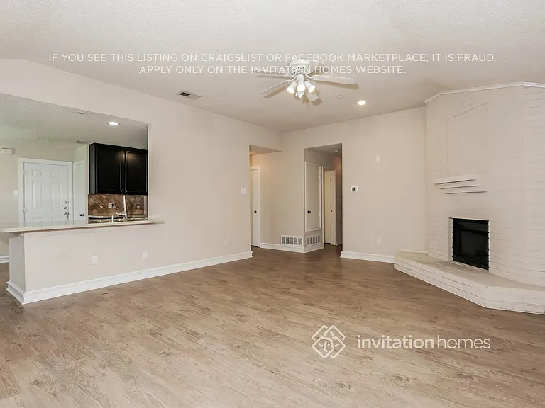 2665 Claremont Dr — Photo 5