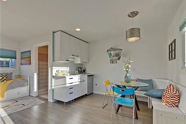 Oriole Ave, Sunnyvale — Photo 2