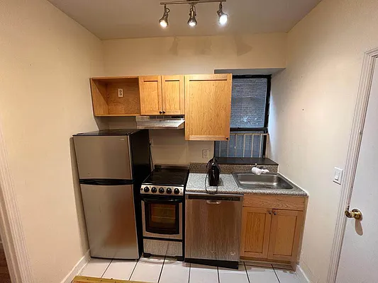 Rented by Best Apartments North Inc | media 20