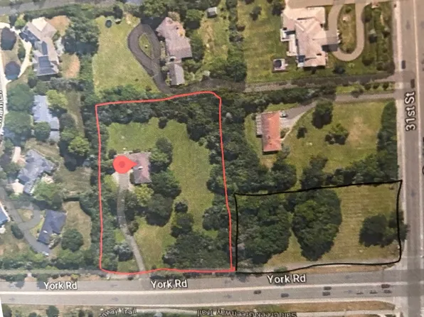 3005 York Rd, Oak Brook, IL 60523