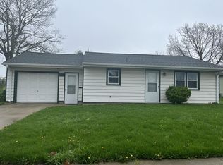 814 Bunn St, Bloomington, IL