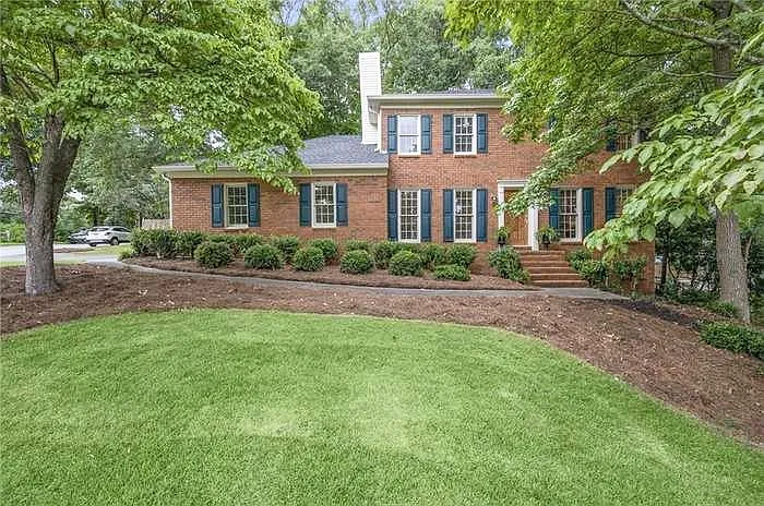 601 Spring Creek Way NE — Photo 1