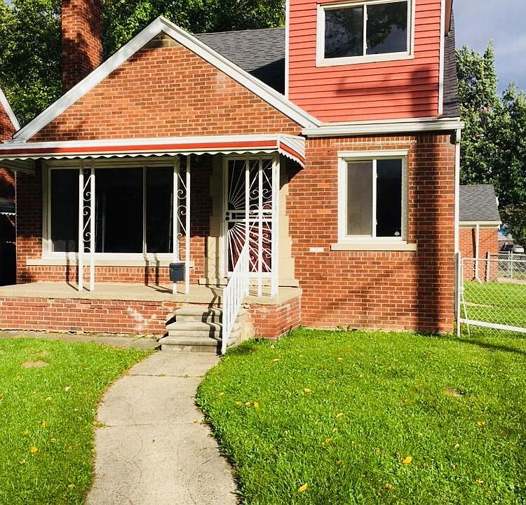 1st image of 21004 Blackmar Ave