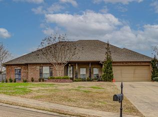 100 Lantana Hill Dr, Clinton, MS 39056