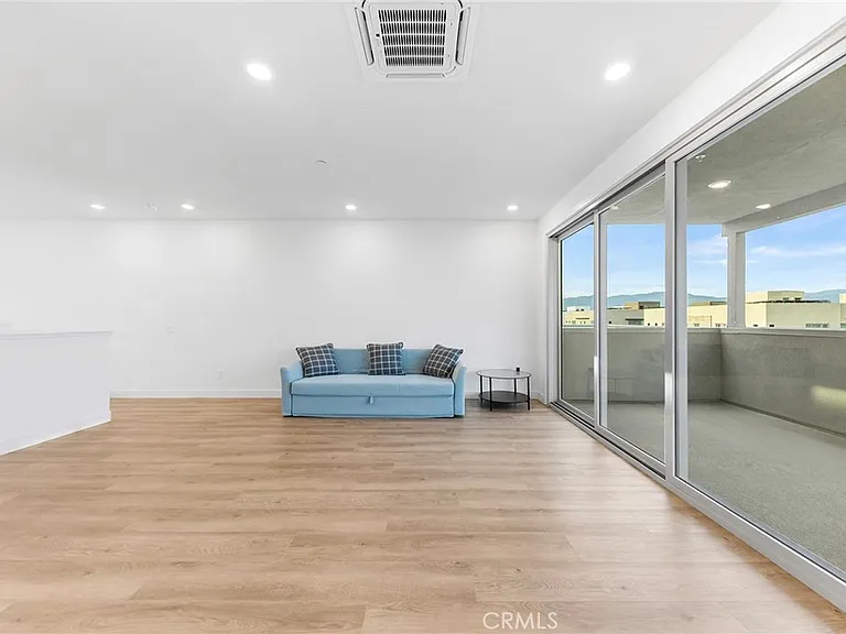 885 Poppy Ct — Photo 35