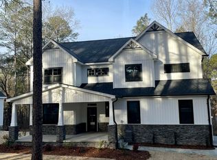 664 Planters Row, Whispering Pines, NC 28327