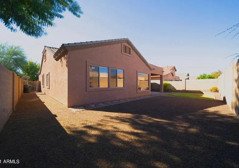 3010 W Languid Ln — Photo 33