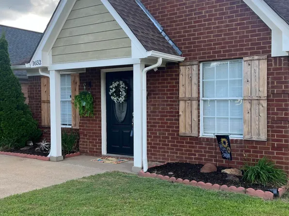 1652 Thomas St, Horn Lake, MS 38637