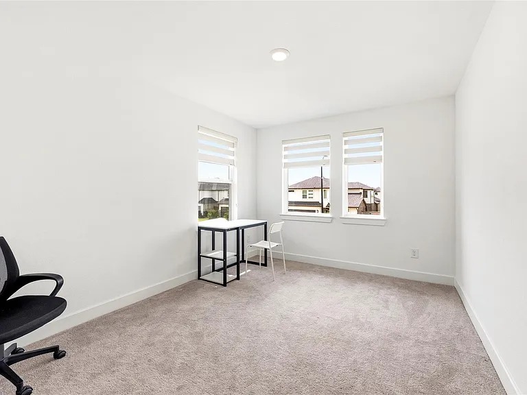 21646 Laggan Cliff Ln — Photo 26