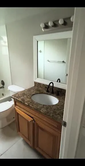1504 Lake Crystal Dr #B — Photo 6