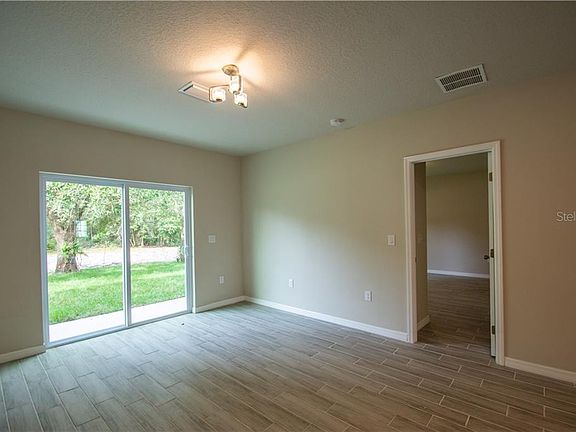 5th image of 323 Caldbeck Way #323