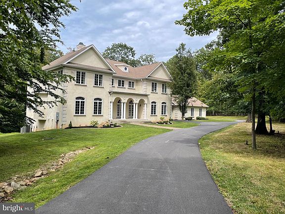 4th image of 1820 Chautauqua Trl