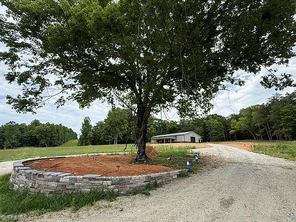 4th image of 4675 Midway School Rd